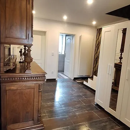 Fuer Max6gaeste 2kids 4erwn Nyaraló